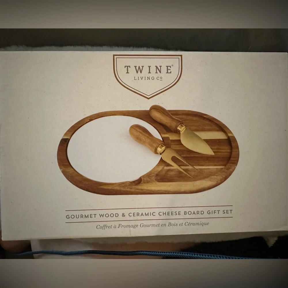 Twine‎ Living Co. Gourmet Wood & Ceramic Cheese Board Gift Set